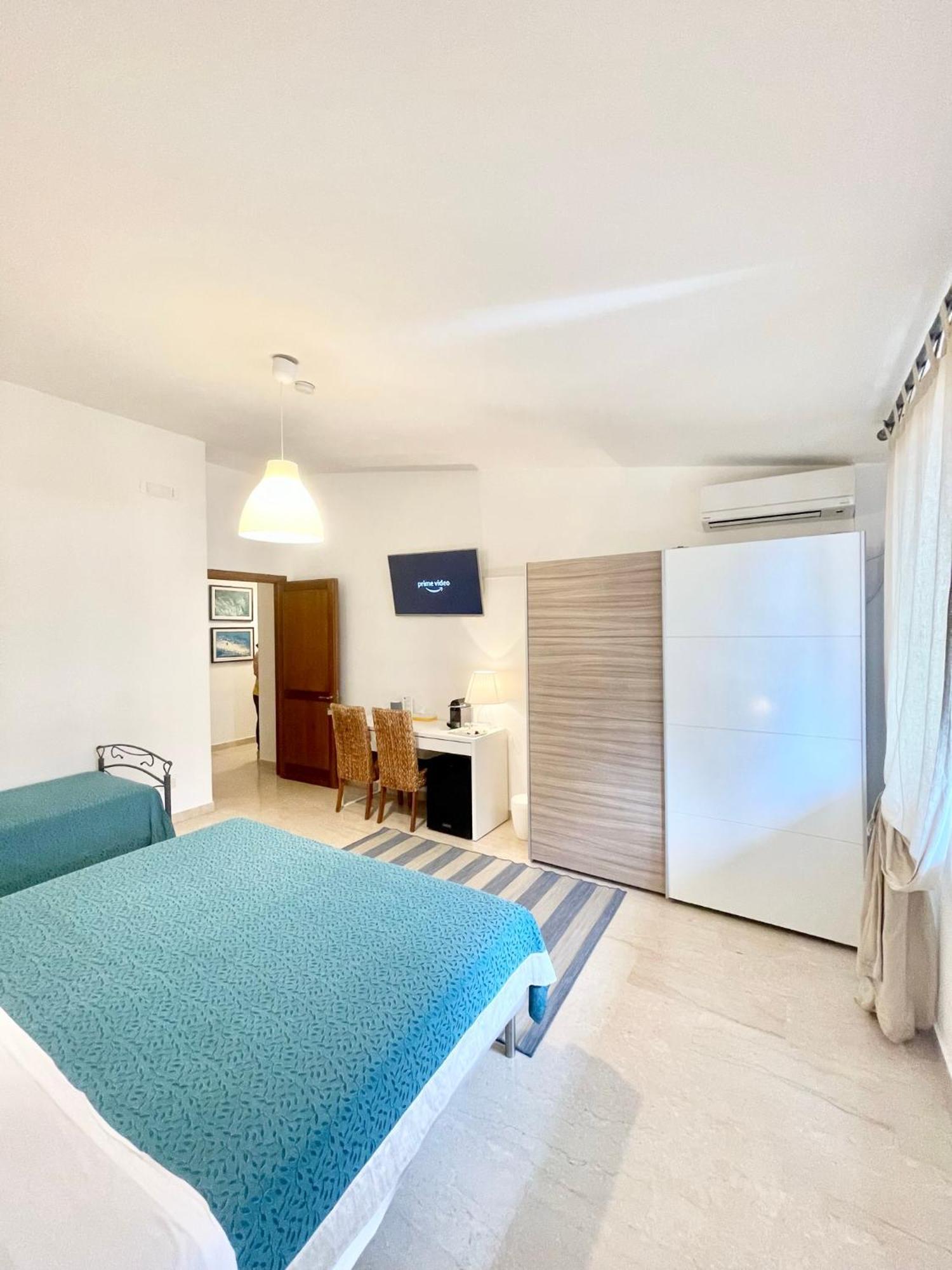 B&B Le Saline Taranto Exterior foto